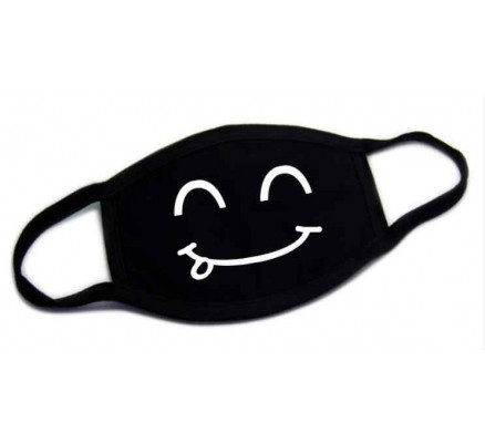 Черная защитная маска с принтом смайла